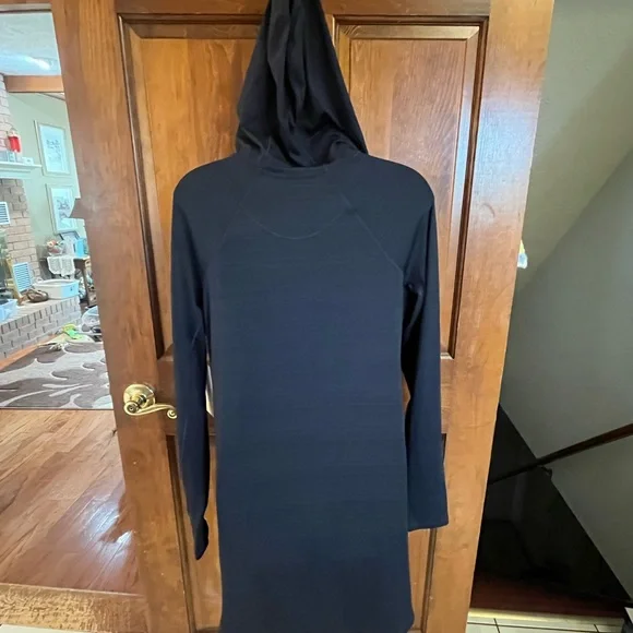 NWT Athlete Pacifica Shores Coverup Navy Small Quarter Zip Side Pockets Hood - Picture 7 of 16